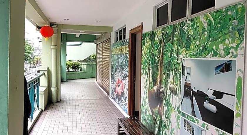 Api Api Guest House
