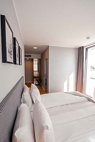 Deluxe Double Room with Balcony and Spa Access