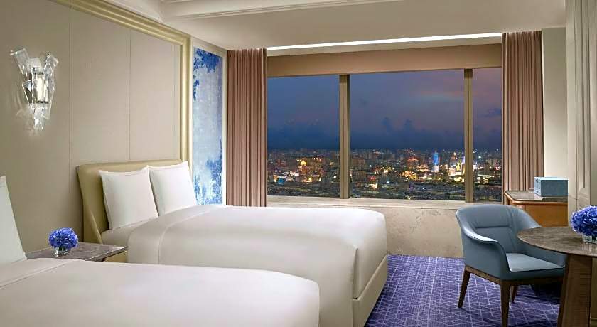 The Ritz-Carlton, Harbin