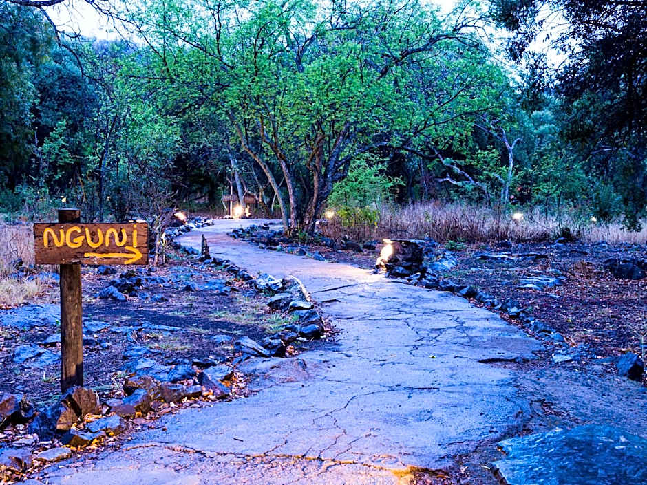 aha Lesedi African Lodge & Cultural Village