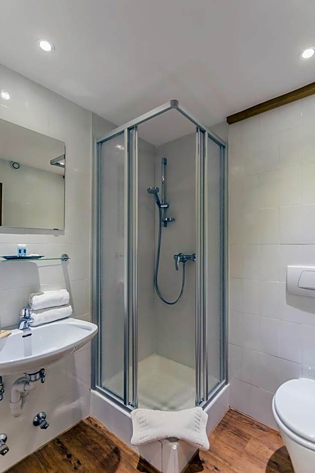 Alpen Gasthof Apartments Hohe Burg