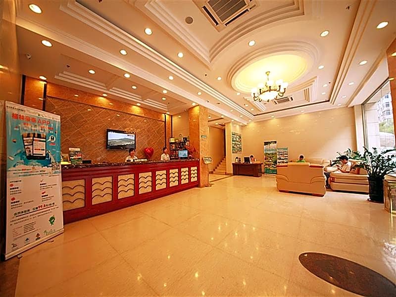 GreenTree Inn Liaoning Dalian Railway Station South Shengli Square Express Hotel