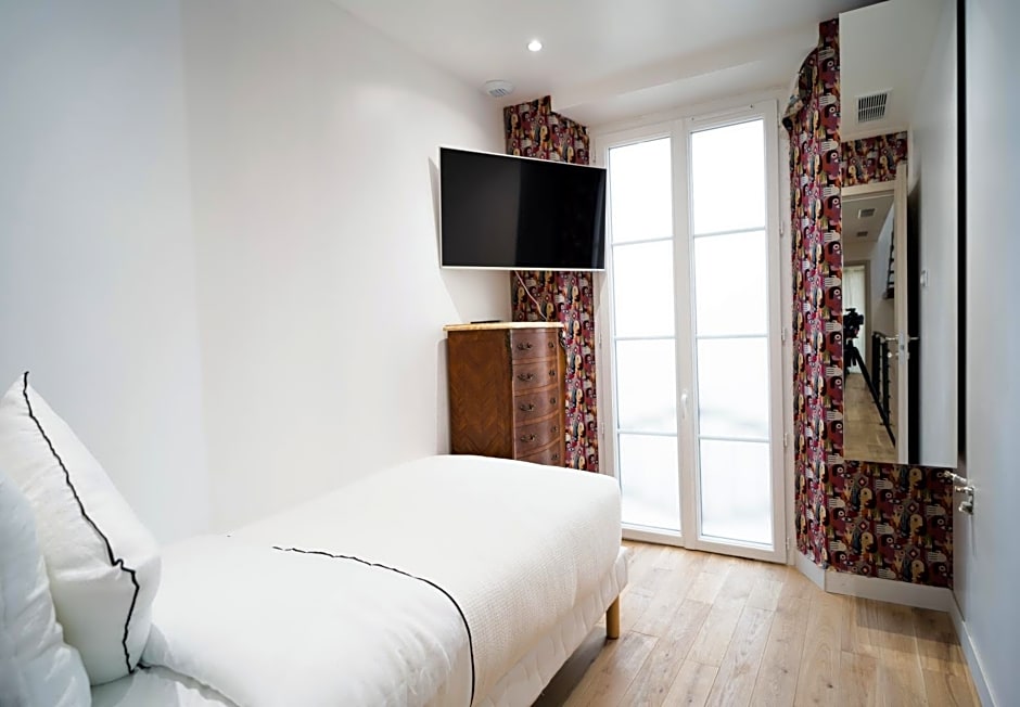 Venue C - Luxurious & Spacious - Mansion - Elevator - Patio