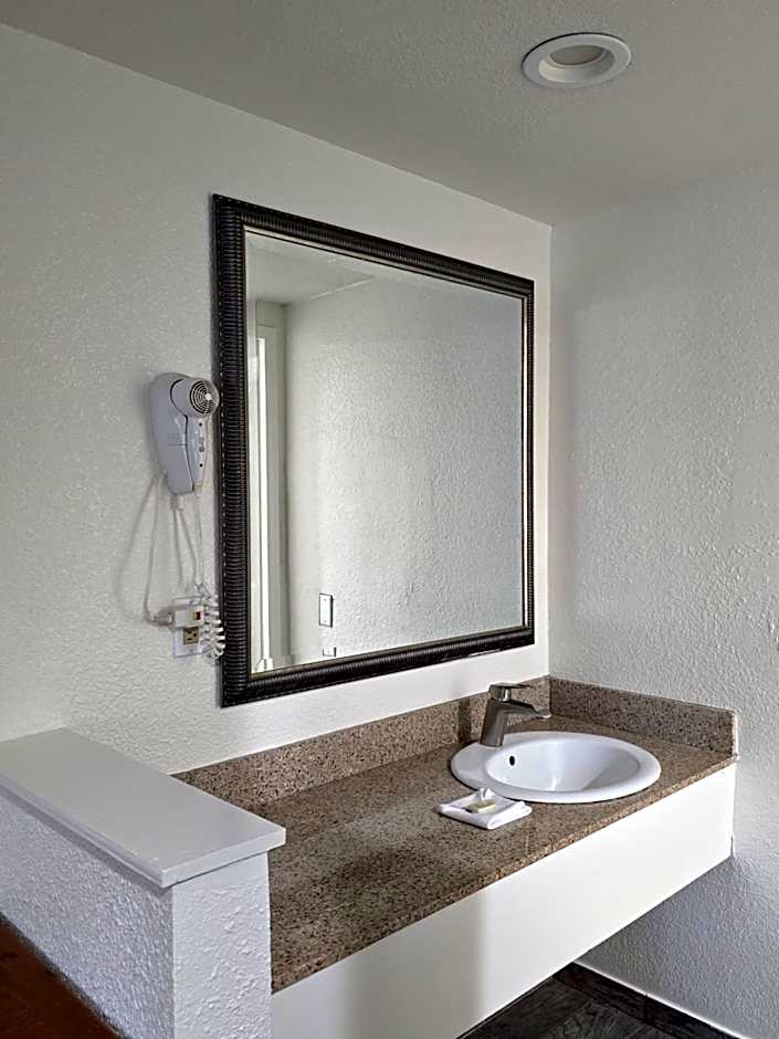 Peach City Inn - Marysville/Yuba City