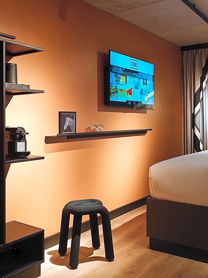 Tribe Paris Saint Ouen