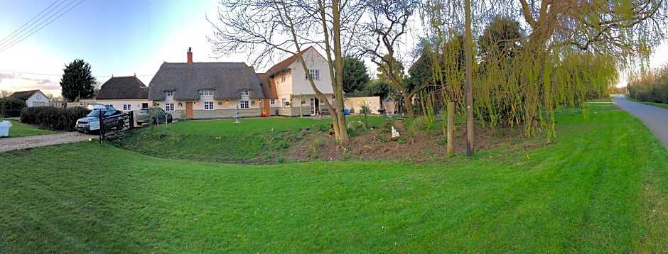 Old Thatch Bambers Green