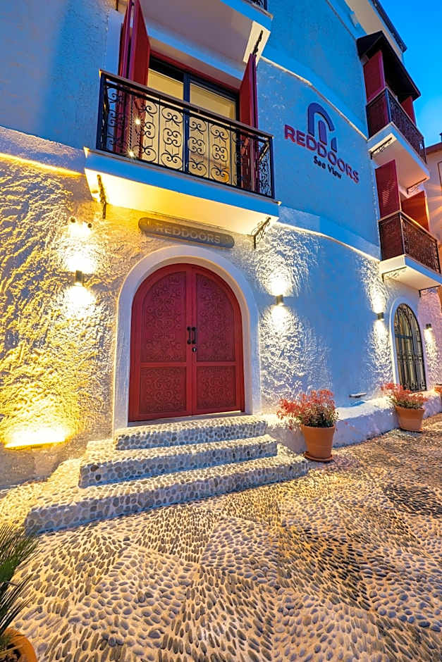 Reddoors Suites Sea View