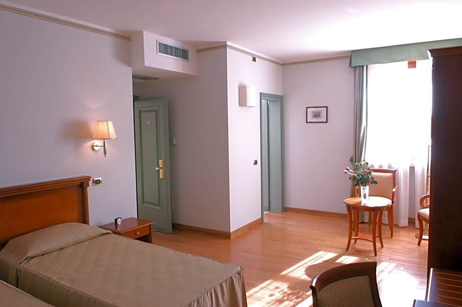 HC Hotel Cremona Pilgrim's