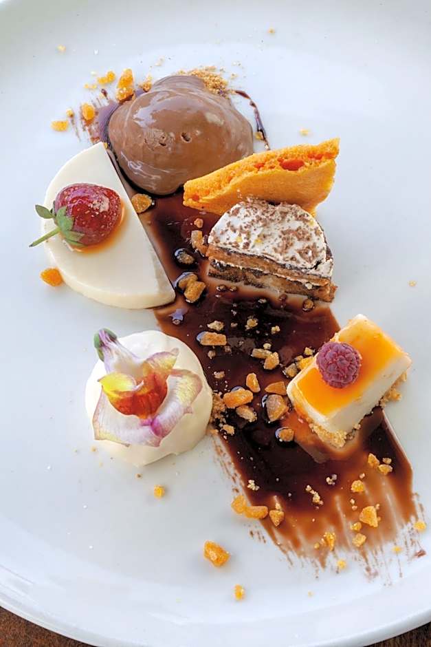 Cradle Boutique Hotel