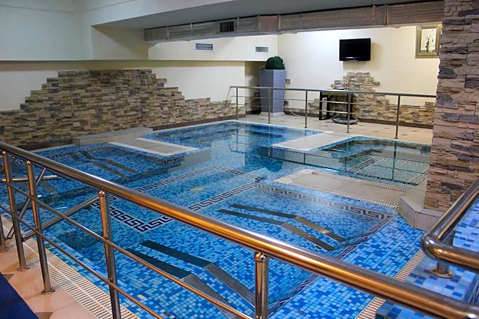 Grand Aiser Hotel