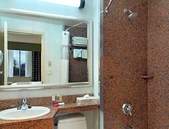 Ramada by Wyndham Jamaica/Queens