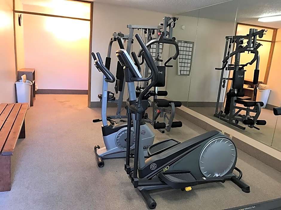 Norfolk Country Inn and Suites
