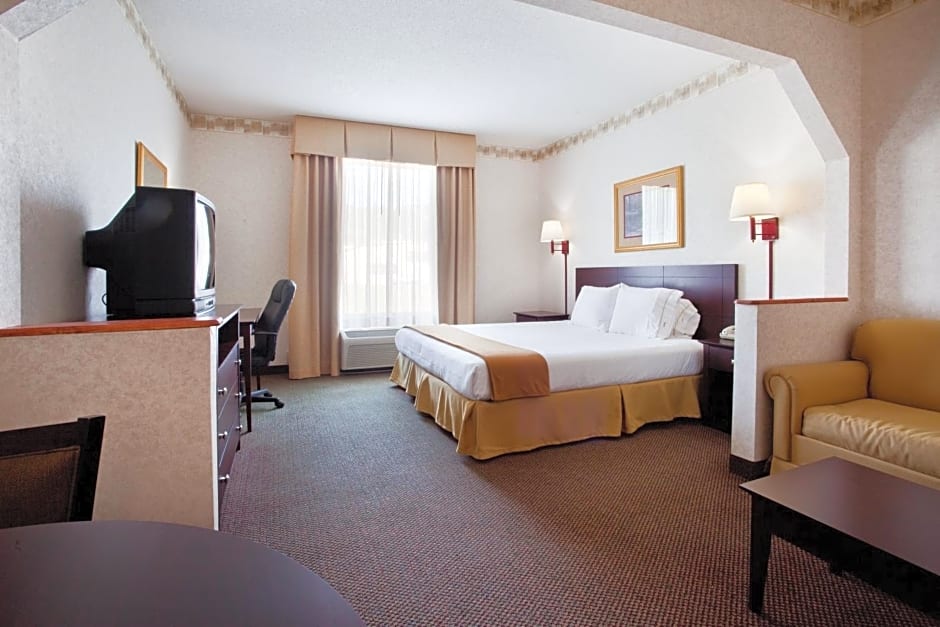 Holiday Inn Express Hotel & Suites Hiawassee, an IHG Hotel