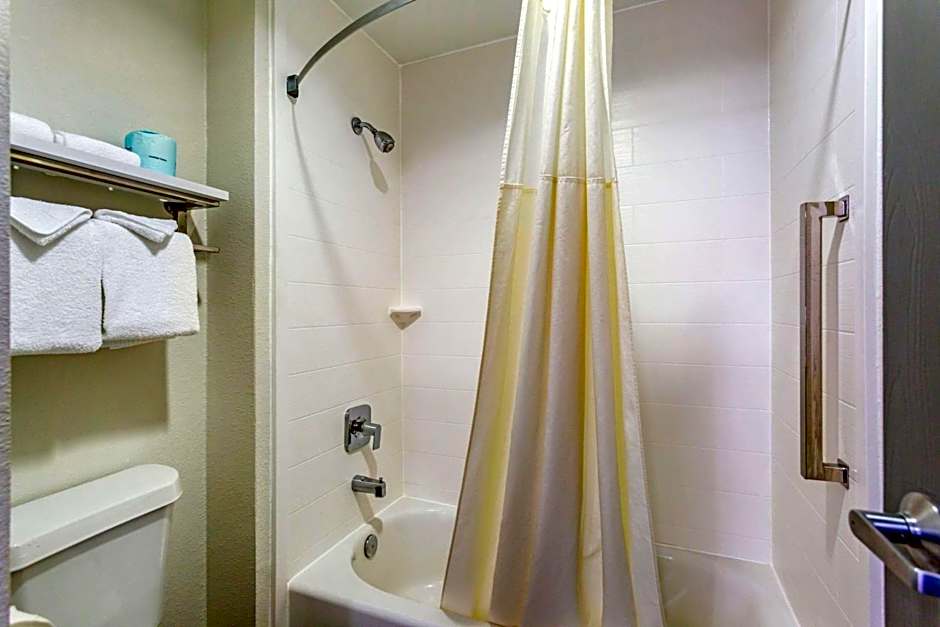 Quality Inn Murfreesboro-University Area