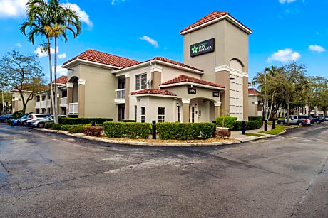 Extended Stay America Suites - Miami - Airport - Blue Lagoon