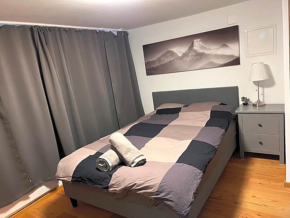 Rössli Self Check in 24-7 Free Parking