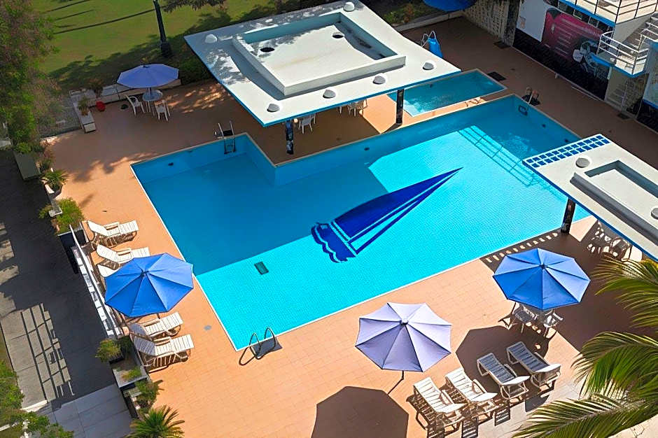 Beach Luxury Hotel