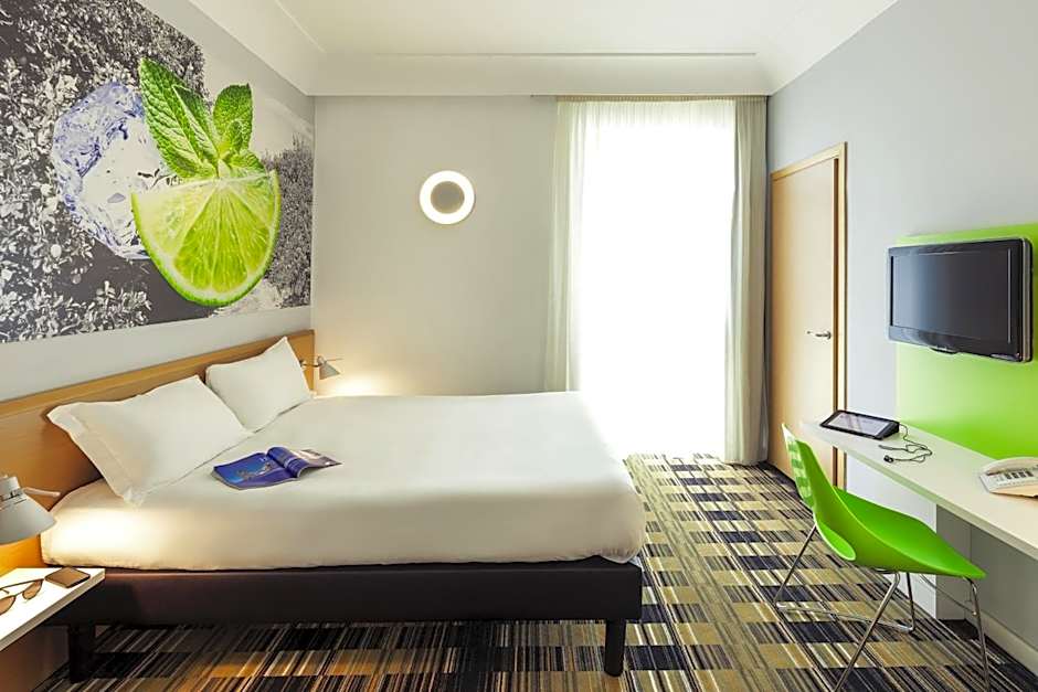 Ibis Styles Napoli Garibaldi