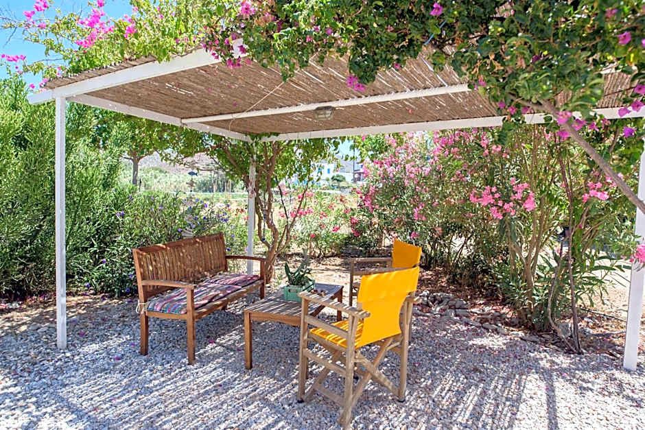 Porto Katapola Pension