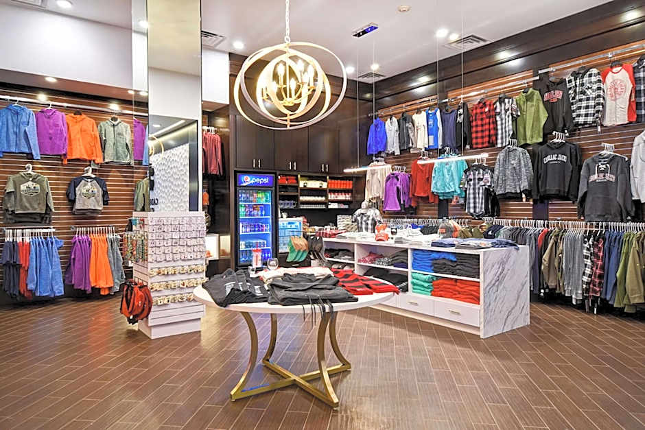 DoubleTree by Hilton Deadwood at Cadillac Jacks