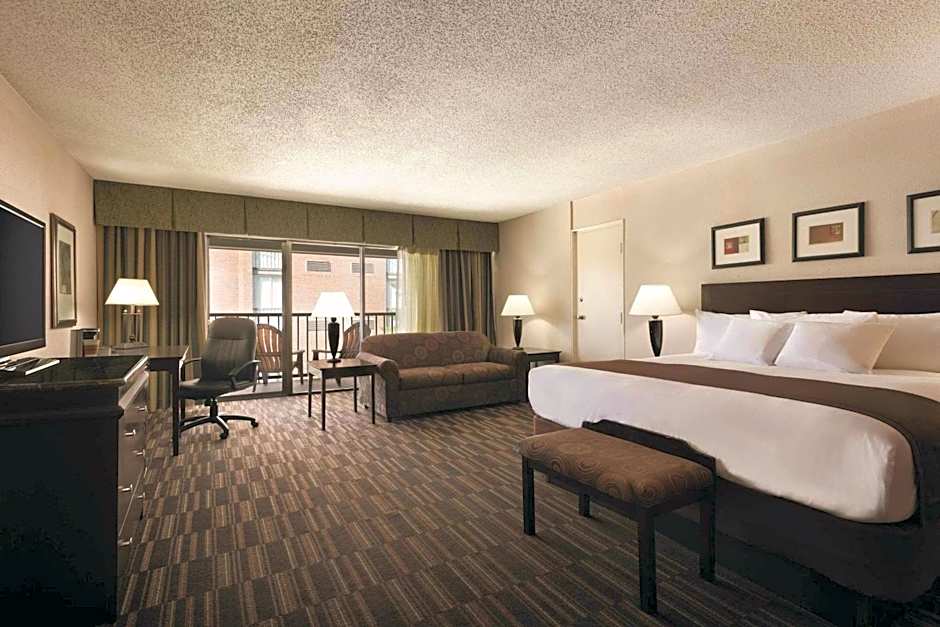 Radisson Hotel Louisville North