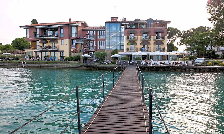 Hotel Aurora
