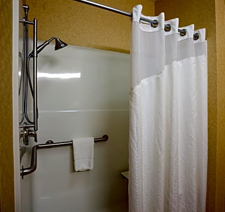 Holiday Inn Express Hotel & Suites Sioux Falls-Brandon, an IHG Hotel