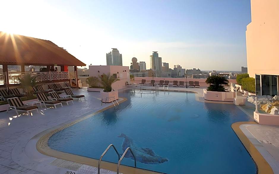 Knight Castle Hotel - Formerly known as Carlton Palace Hotel