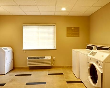 Candlewood Suites San Antonio Airport, an IHG Hotel