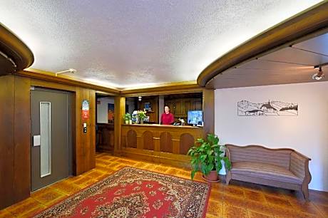 Schlosshotel - Self Check-In Hotel am Schlosspark