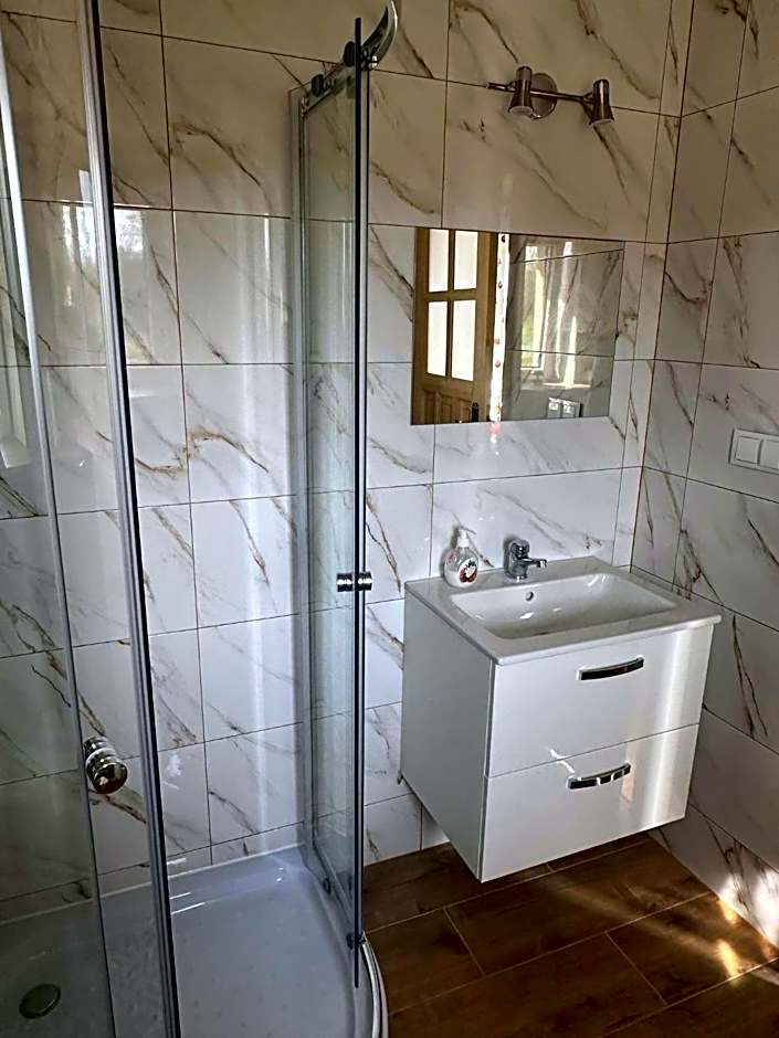 Wynajem Pokoi gościnnych Jaś i Małgosia