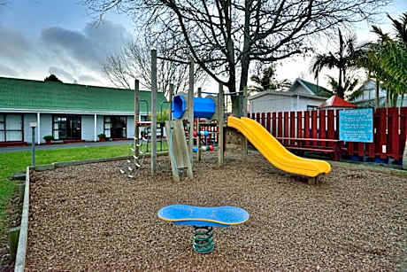 Auckland Northshore Motels & Holiday Park