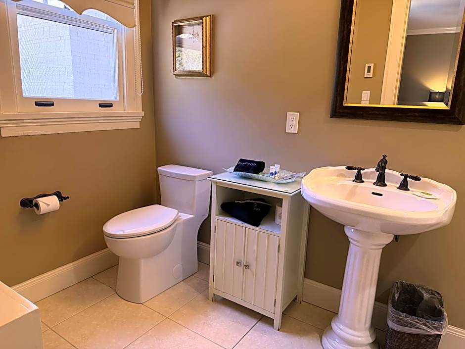 Crown Mansion Boutique Hotel & Villas