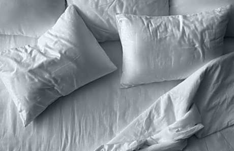 2 Double Mobility/Hearing Accessible Bathtub