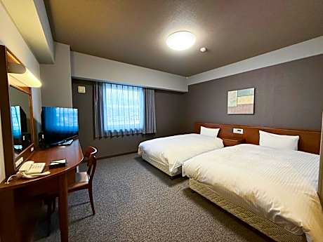 Twin Room - Non-Smoking