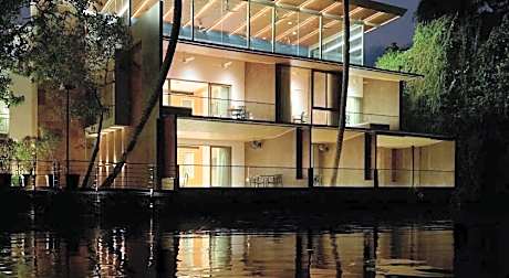 Lago Leisure Resort & Spa