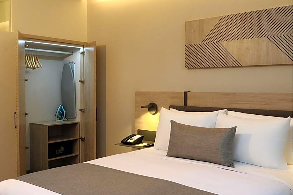 City Express Plus by Marriott Monterrey Centro