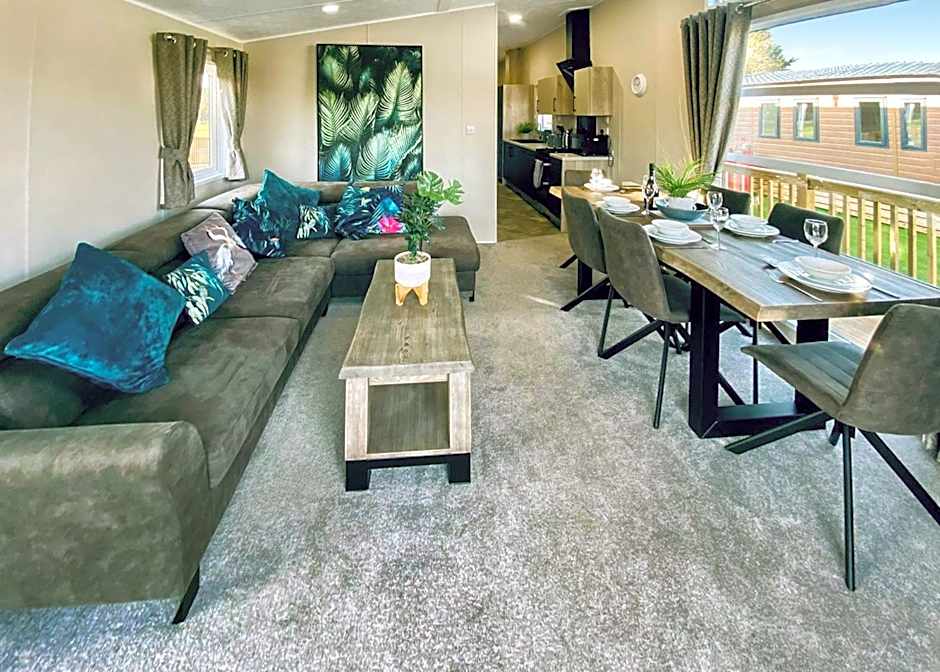 Noahs Retreat