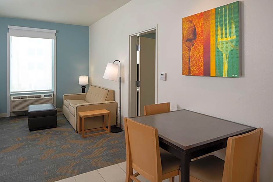 Home2 Suites by Hilton Gulfport, MS