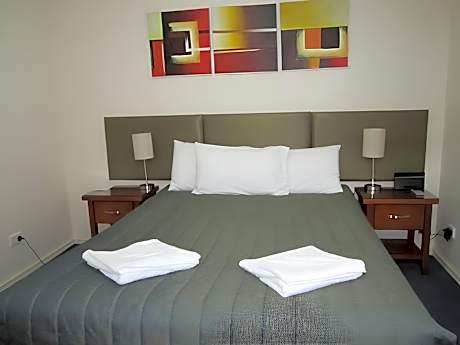 2 Bedroom Standard