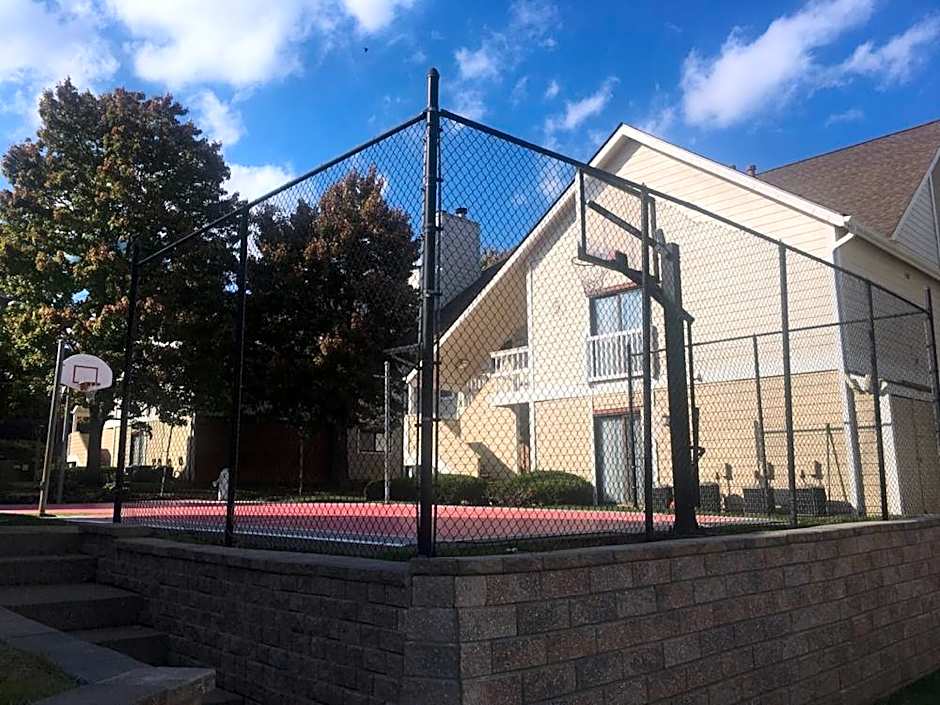 FairBridge Inn & Suites - Akron Copley Township