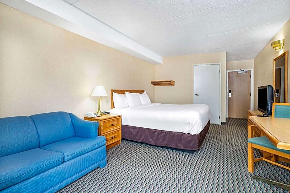 Travelodge by Wyndham Bridgewater