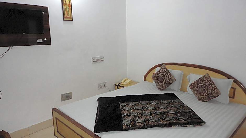 Hotel Swarajya Palace