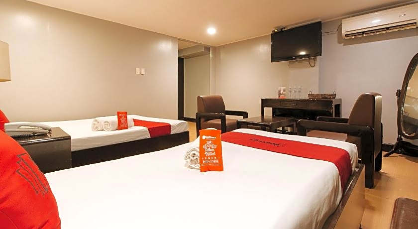 RedDoorz Plus @ Costa Roca Balamban