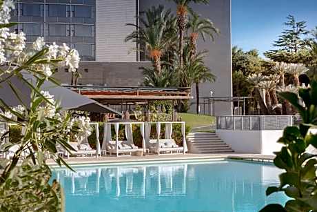 Torre Melina, a Gran Meliá Hotel