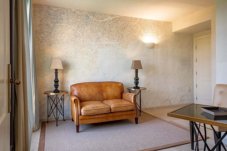 Spinerola Hotel in Cascina & Restaurant Uvaspina