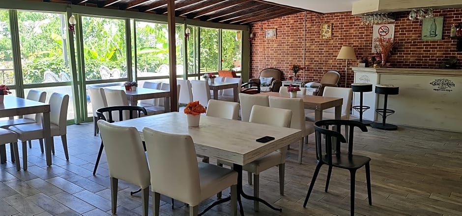 AliBabam Hotel & Apartment