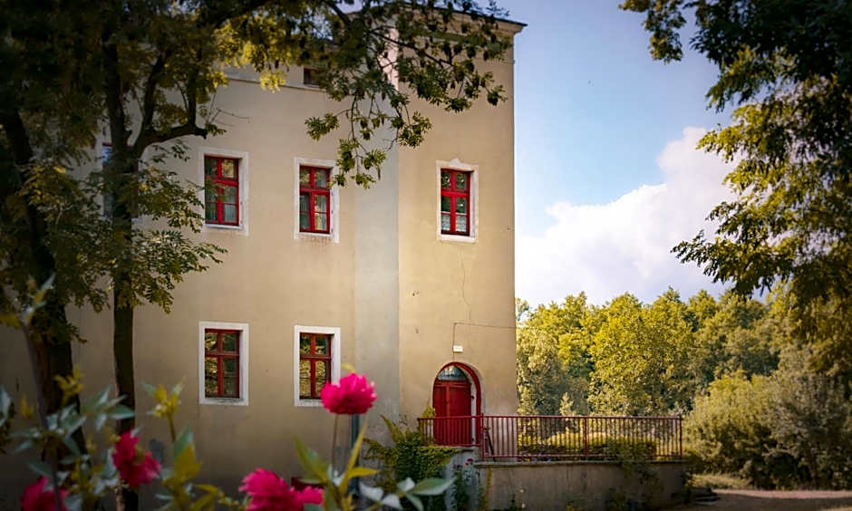 Zamek Dobroszyce
