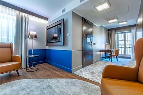 Junior Suite with Balcony