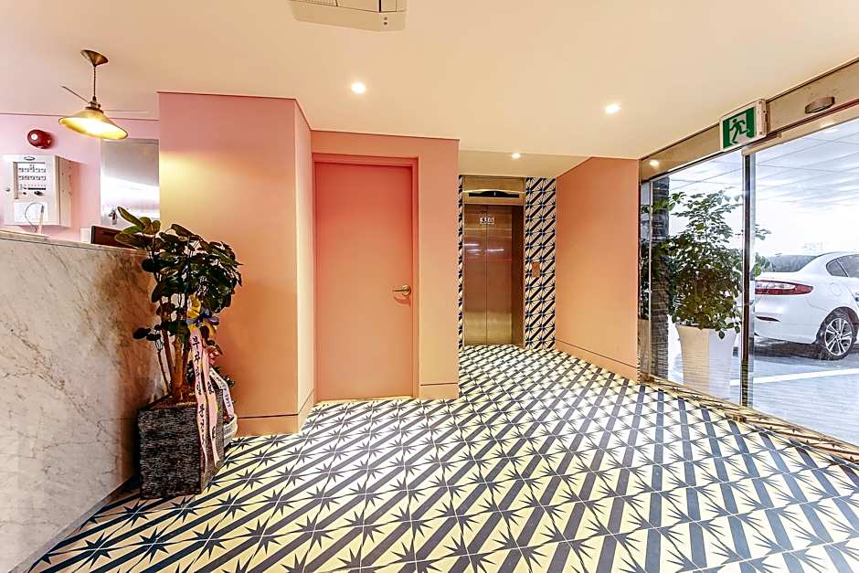 Hotel Yeogiuhtte Chungjangro